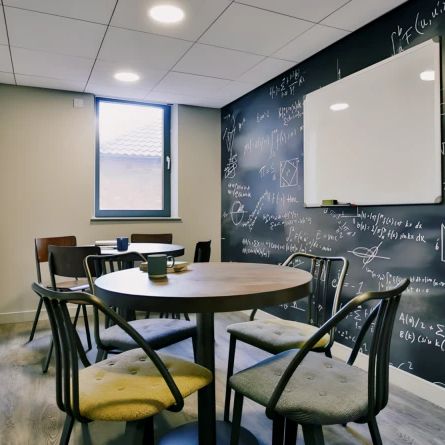 Classic Bigger Studio - Great View - Photo 1