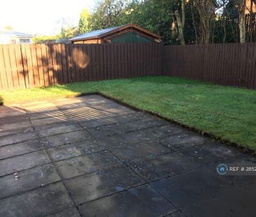 3 bedroom semi-detached house to rent - Photo 6