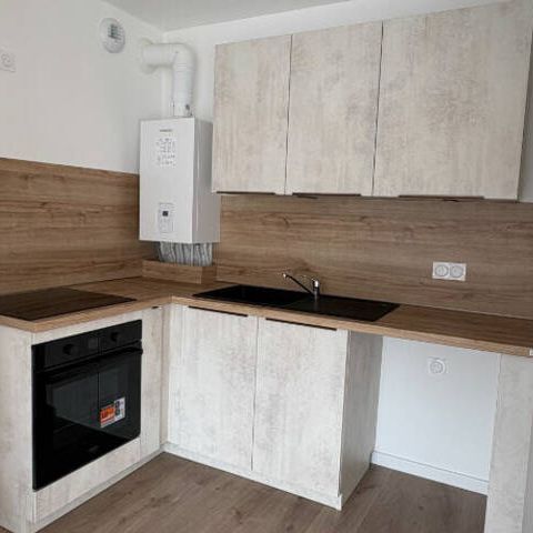 ARS SUR MOSELLE - F2 - RESIDENCE NEUVE - CUISINE EQUIPEE -PARKING - Photo 1