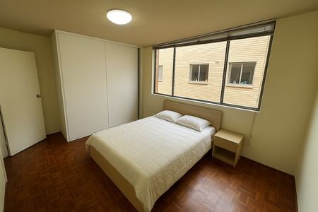 BRIGHT THREE BEDROOM APARTMENT! - Photo 3