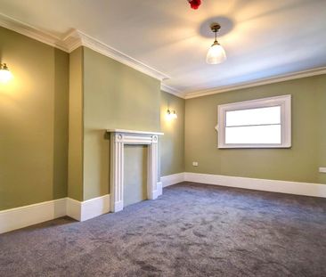 3 bedroom apartment to rent - Photo 6