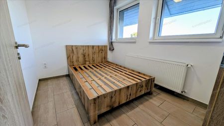 Kiadó újszerű állapotú lakás - Kecskemét - Fotó 2