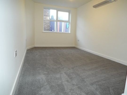 Bedford Place, Central - Photo 1
