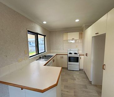 Home on the Range - Papamoa - Photo 1