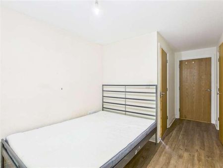 Garlands Road, Redhill, Surrey, RH1 - Photo 3