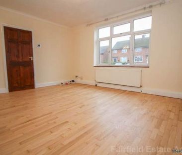 3 bedroom property to rent in Watford - Photo 6