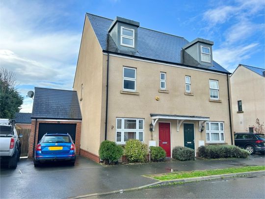 3 bedroom Three Bedroom House to rent - Photo 1