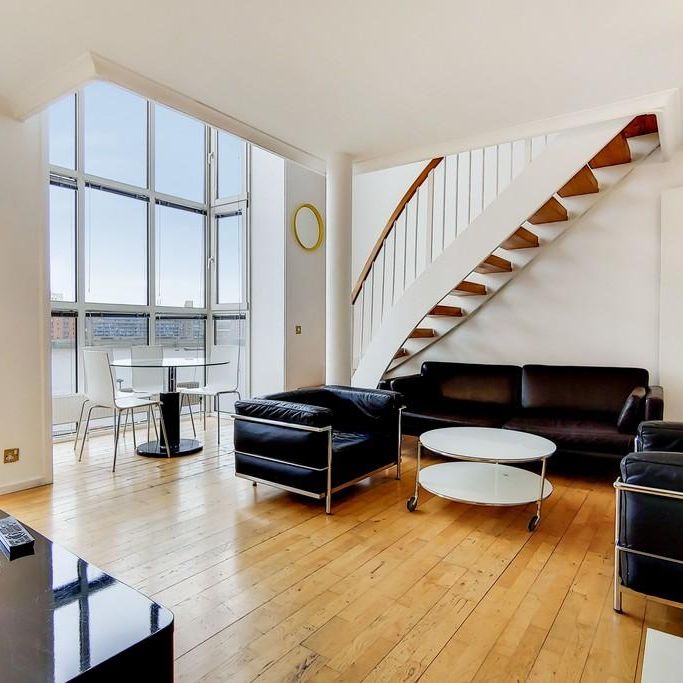 1 bedroom in a flat share to rent - Photo 1