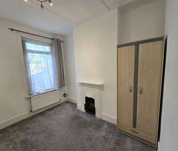 London Road, Riverhead, Sevenoaks, Kent, TN13 - Photo 4