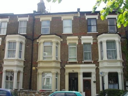 2 bedroom flat to rent - Photo 5