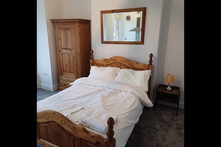 Room in a Shared House, Palmerston Crescent, N13 - Photo 3
