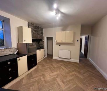 2 bedroom property to rent in Bacup - Photo 3