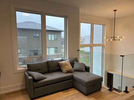 For Lease - 3722 Quayside Drive Unit# MAIN, Severn, Ontario - Photo 1