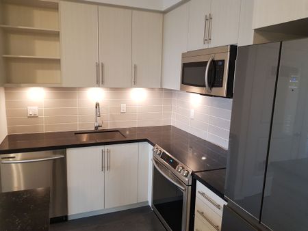 For Lease - 4699 Glen Erin Drive Unit# 810, Mississauga, Ontario - Photo 3