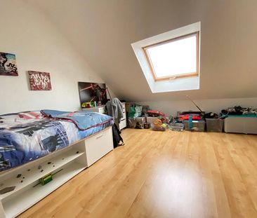 Appartement - 4 pièces - Saint-Sulpice - Photo 2