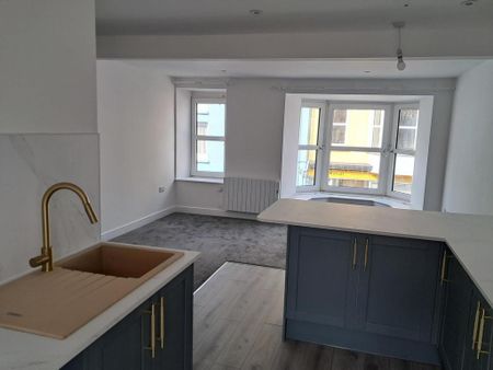 2 bedroom maisonette to rent - Photo 3