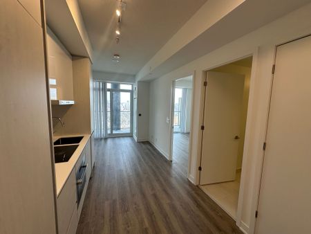 For Lease - 180 Front Street Unit# 4216, Toronto, Ontario - Photo 3