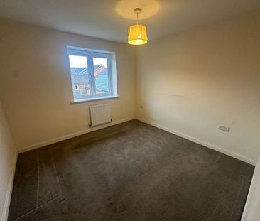 4 bedroom terraced house to rent - Photo 3