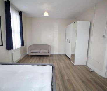 Suffolk Road, Enfield, EN3 - Photo 2