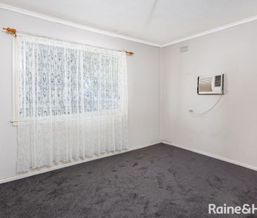 COMFORTABLE LIVING - Photo 1