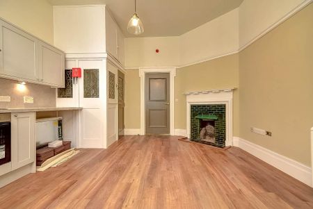 1 bedroom flat to rent - Photo 2