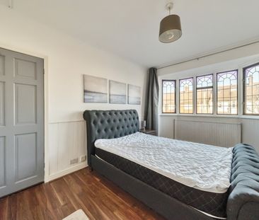 Terraced House to rent - Rayford Avenue, Lee, SE12 - Photo 6