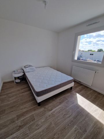 A LOUER - APPT. TYPE 3 MEUBLE NEUF - Photo 3