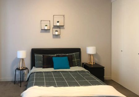 “LUMIERE - Refurbished unfurnished apartment” - Photo 2