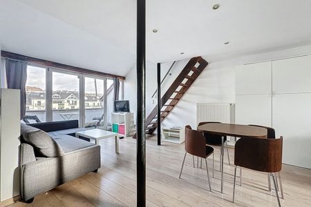 Appt meublé (+-40m²) 1ch en mezzanine / Quartier Européen. - Foto 2