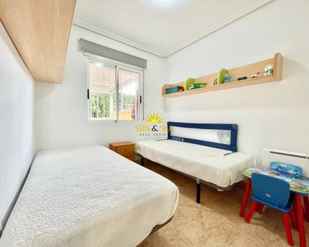 TWO-BEDROOM GROUND FLOOR APARTMENT – TORREVIEJA - Photo 3