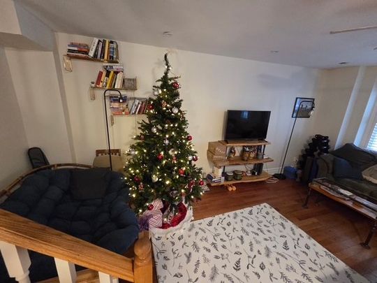 For Lease - 6 Cam Fella Lane, Toronto, Ontario - Photo 1