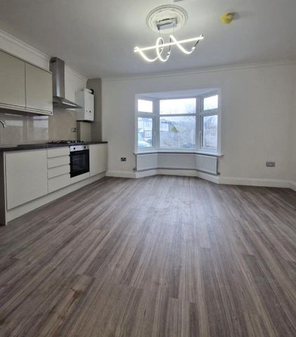 2 bedroom bungalow to rent - Photo 3