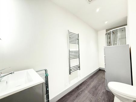 1 bedroom apartment to rent - Photo 2