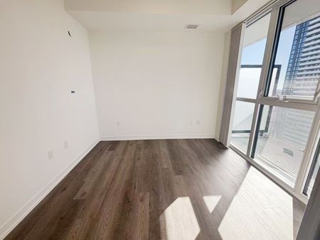 For Lease - 8 Interchange Way Unit# 2902, Vaughan, Ontario - Photo 4