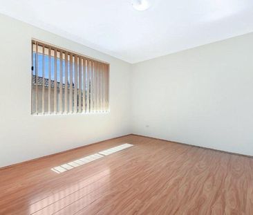 2 Bedroom Unit located in Auburn - Photo 4