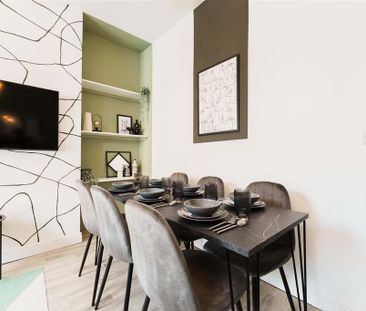 6 bedroom terraced house to rent - Photo 5