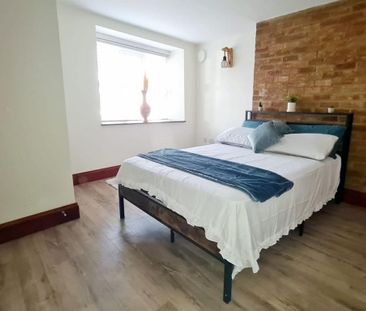 1 bedroom in a house share to rent - Photo 4
