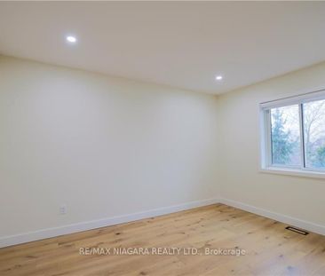 Semi-Detached Home For Lease | X8141716 - Photo 3