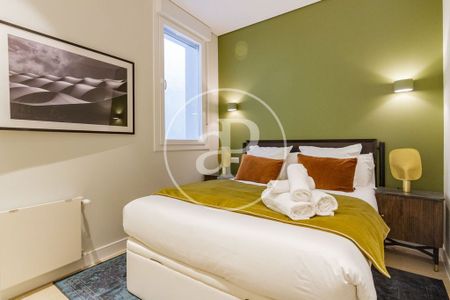 Luxury Apartment for rent in Madrid, Autonomous Region of Madrid - Photo 4