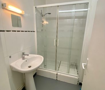 Location Appartement 1 pièce 36m² - Photo 3