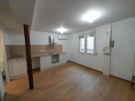 Location Appartement 2 pièces 30m² CHALON SUR SAONE 71100 - Photo 2