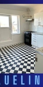 1 bedroom in a flat share to rent - Photo 3