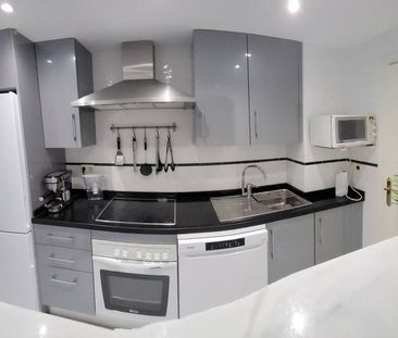 Apartamento planta baja en alquiler en Marbella, Marbella - Photo 4