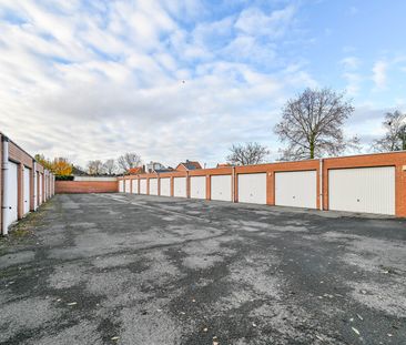 Rustig gelegen appartement met twee slaapkamers en garagebox - Photo 1