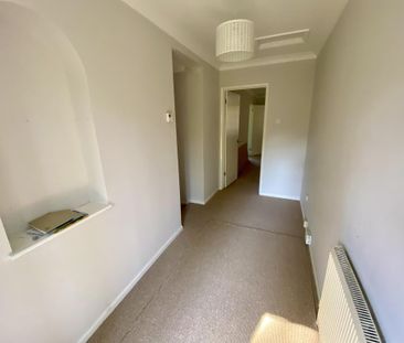 4 bedroom detached house to rent - Photo 5