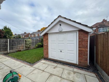3 bedroom semi-detached house to rent - Photo 2