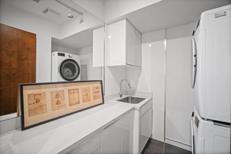 For Lease - 99 Crescent Road, Toronto, Ontario - Photo 2