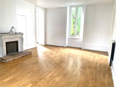 Location Appartement 4 pièces 147m² ST RAMBERT D ALBON 26140 - Photo 3
