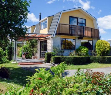 VIEWS AND SUN - Photo 4