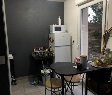Location Appartement 1 pièce 26m² BRON 69500 - Photo 4